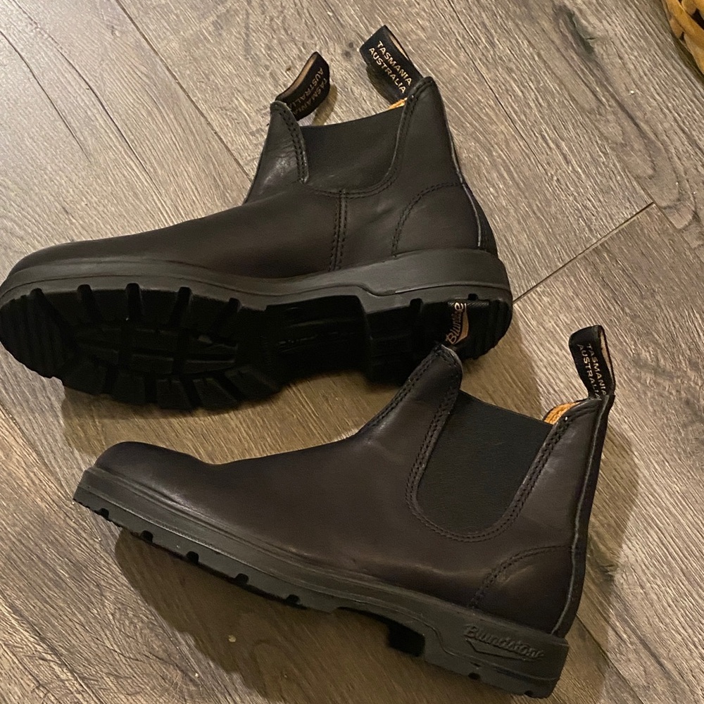 Blundstone Black Leather Chukka Boots